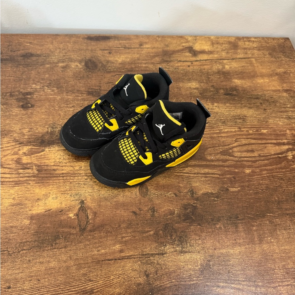 Jordan Kids Black and Yellow Sneakers
